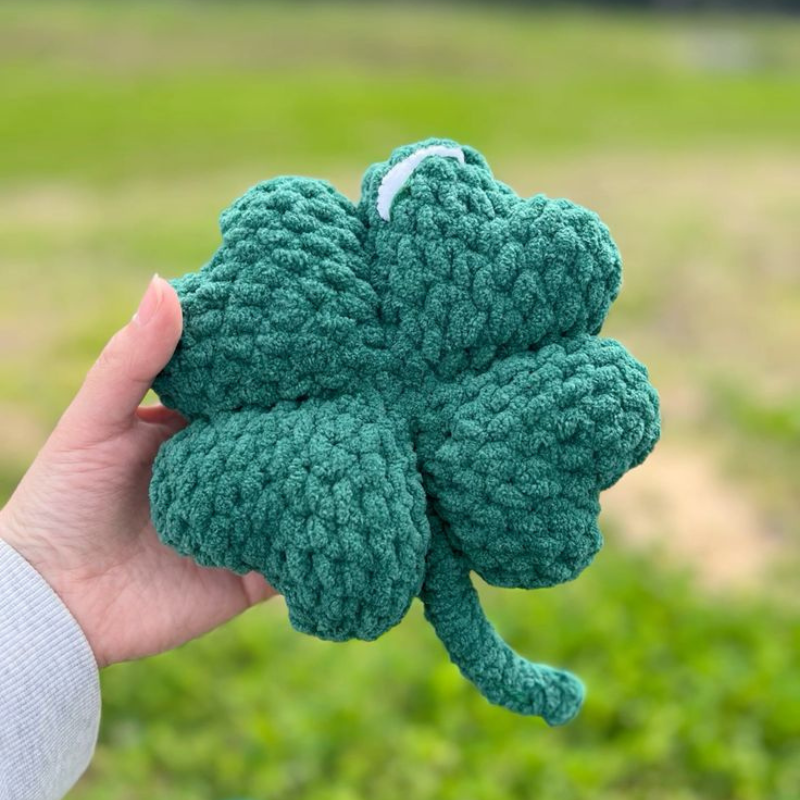 Crochet PATTERN Four Leaf Clover Amigurumi • PDF in English